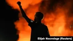 АҚШ-та тағы бір қара нәсілді тұрғын полиция қолынан қаза тапты. Оқиға видеосы жарияланды