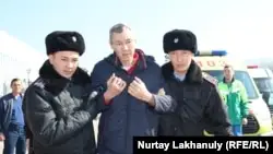 Кемінде үш қалада полиция митингі өтеді деген аумақта белсенділерді ұстады
