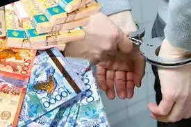 Бюджеттен қаражат жымқырған шенеуніктер сотталды