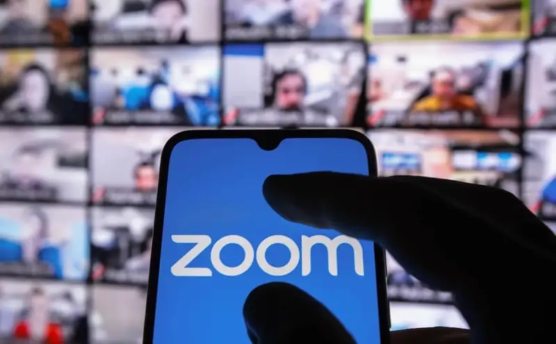 ZOOM конференциясынан тағы  шу шықты.