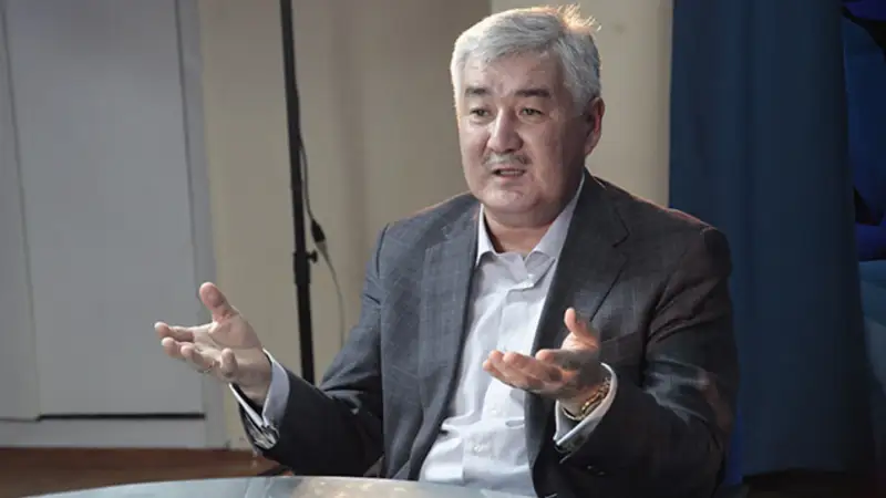 Әміржан ҚОСАН: «Бір қадам алға, жарты қадам артқа»