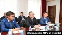 Ақтөбе облысы әкімінің орынбасары алаяқтық айыбымен ұсталды