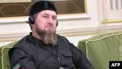 Шешенстанда Қадыров суретінен фотоколлаж жасаған ондаған адам ұсталды