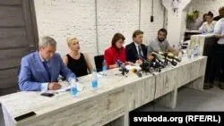 Беларусьте билікті ауыстыру бойынша кеңес құрылды, Лукашенко билікті басып алуға талпынып жатыр деп айыптады