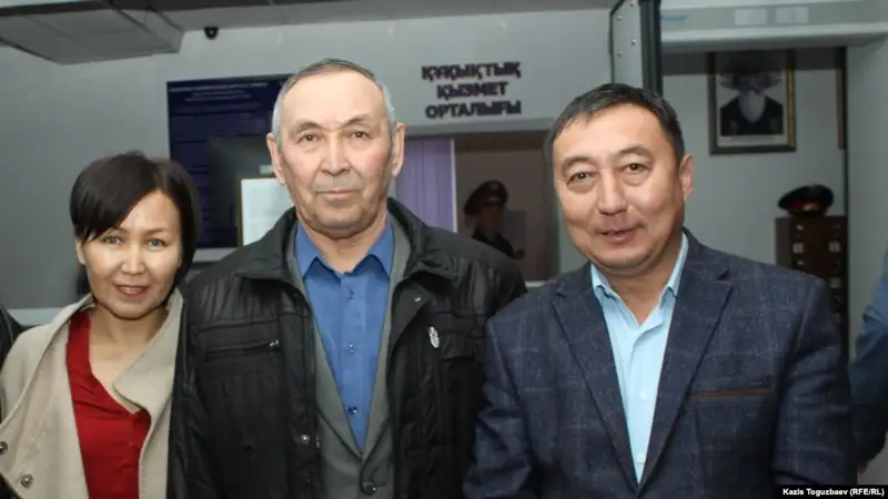 ҚДТ-ға қатысты деп айыпталған отставкадағы полиция майорының бостандығы бір жылға шектелді