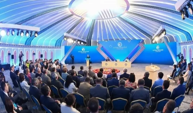 Құрылтайдан құрылтайға дейін...