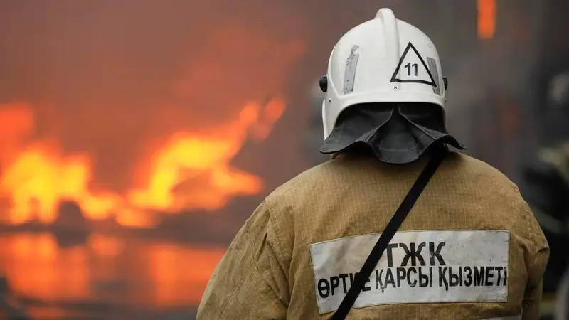 Қаза тапқан өрт сөндірушінің әйелі жүрек тебірентер видео жариялады