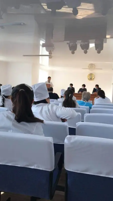 Үржарлық дәрігерлер Жұмахановтан жауап күтіп жүр (видео)