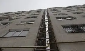 Қабырғасы қақыраған құрылыстан қашан құтыламыз?