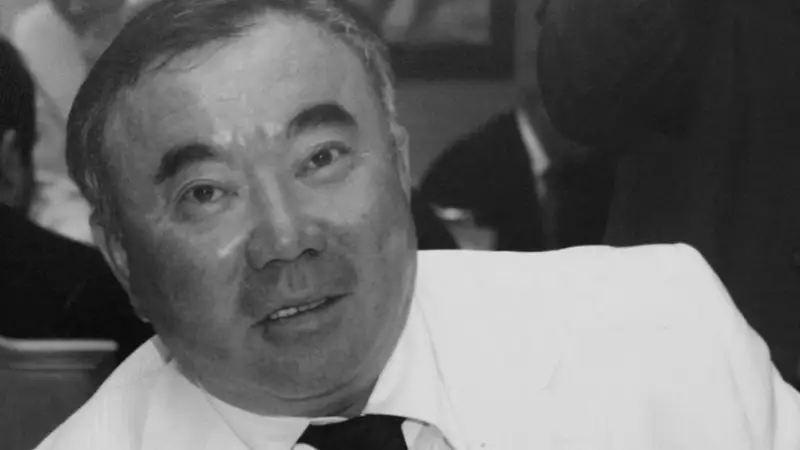 Болат Назарбаев