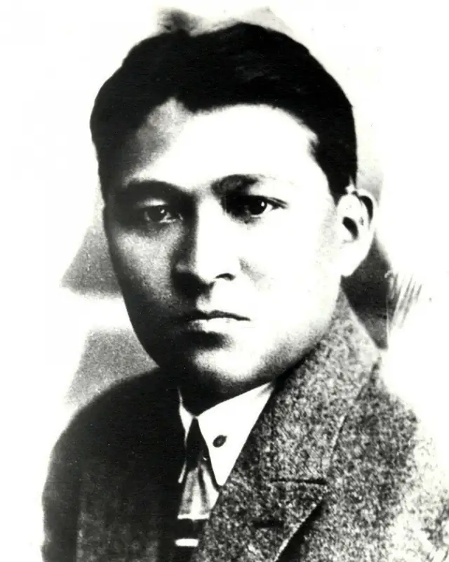 Сәдуақасов