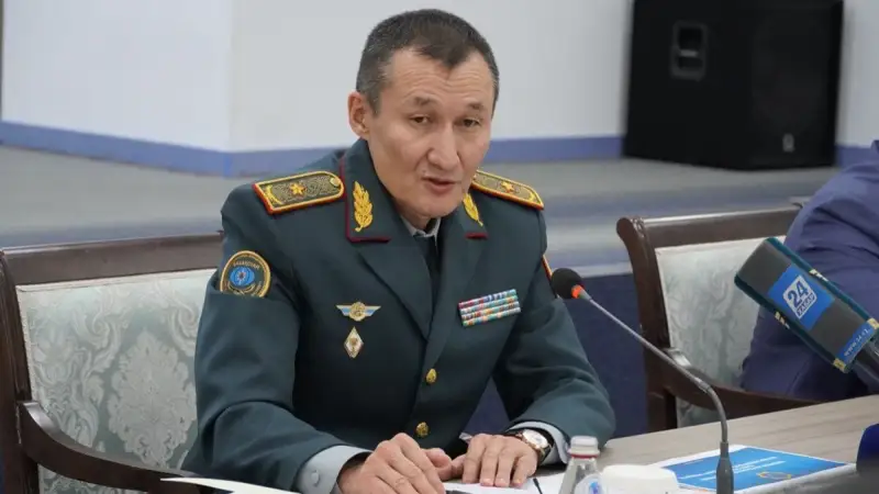 Шәріпханов