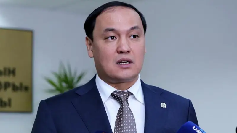 Қарашөкеев