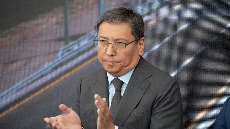 Алмаьы әкімі