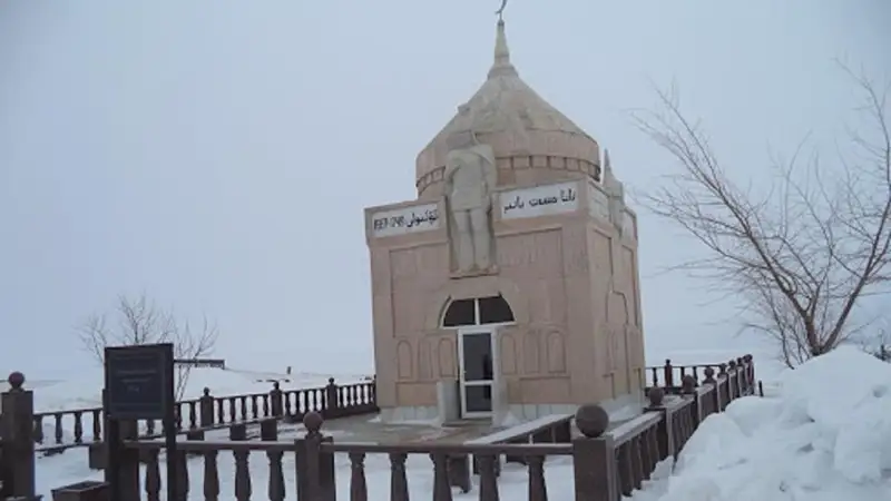 Есет батыр кесенесі