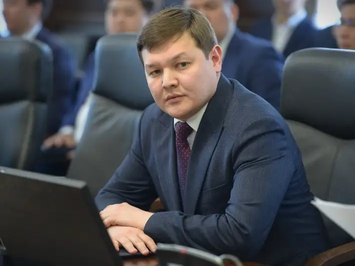 Асхат Оралов