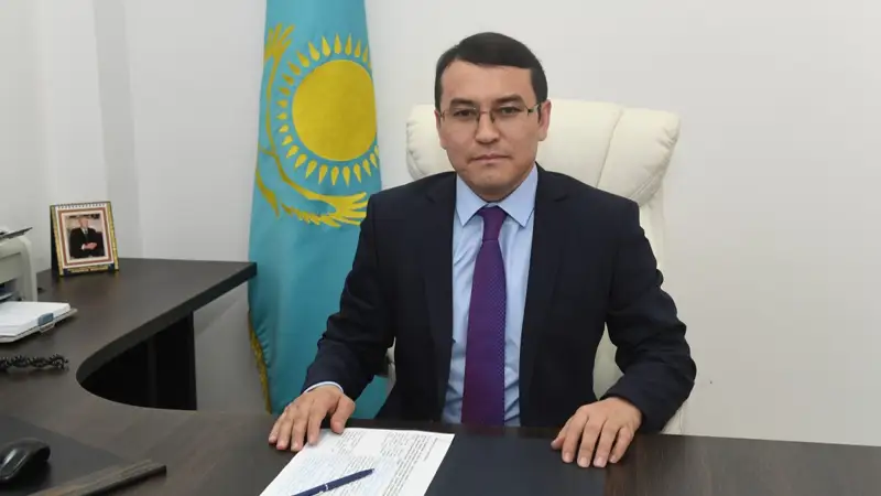 Данияр Әлиев