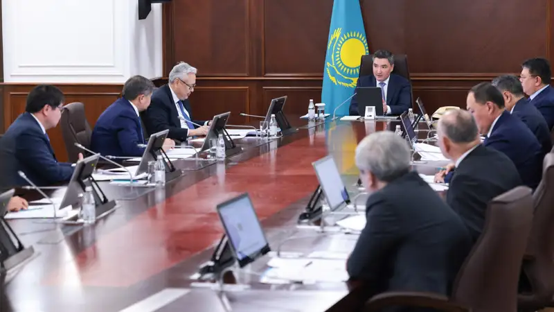 Олжас Бектенов