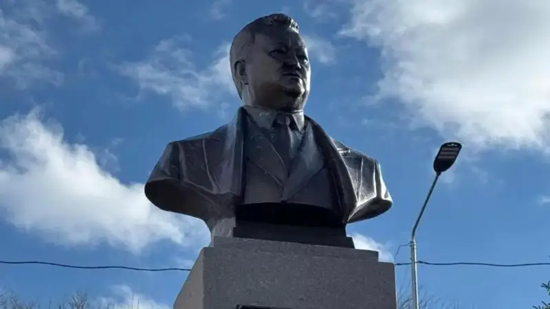 Заманбек Нұрқаділов