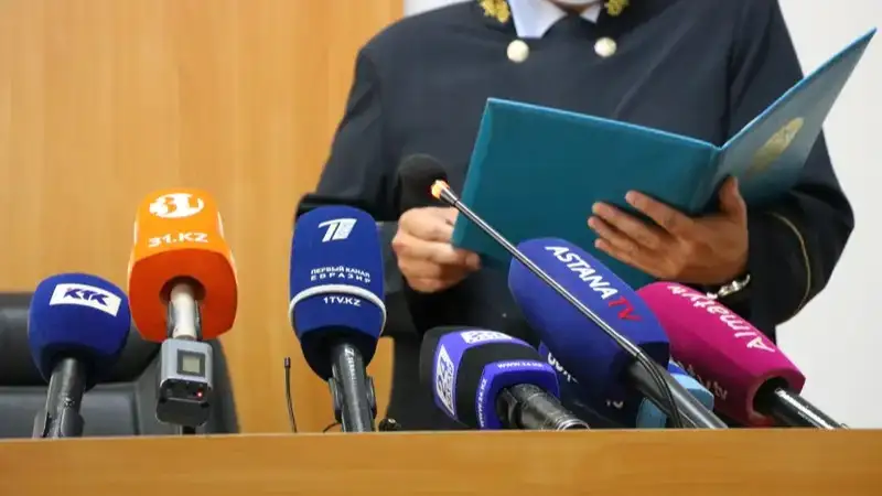 Толық метражды порно фильмді қараңыз