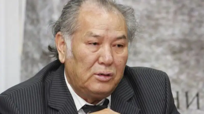 Дулат Исабеков