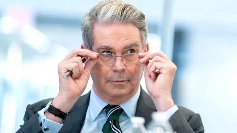 Скотт Бессент