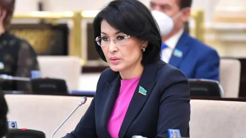 Ақмарал Әлназарова