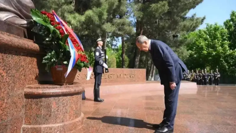 Сергей Лавров