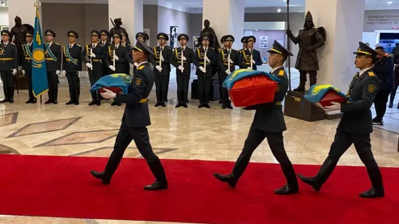 ҰОС жауынгерлері