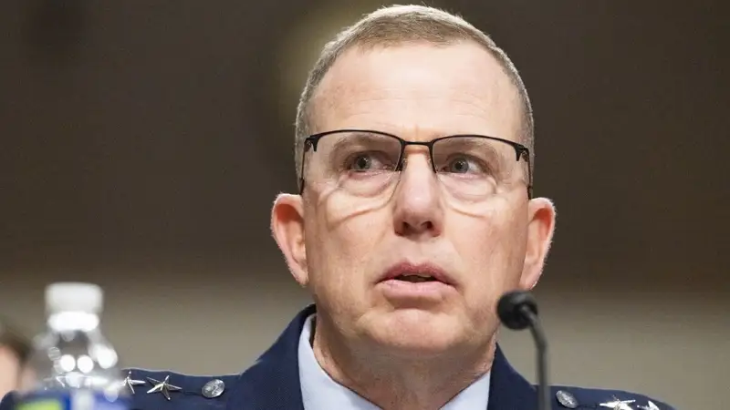 Грегори Гийо 