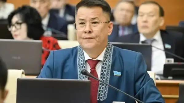 Әділ Жұбанов