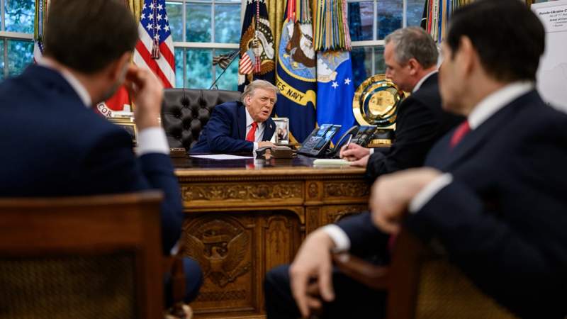 Трамп Трамп