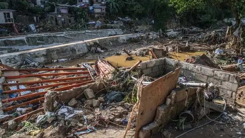 Орыстың жалаңаш балапандары - мобильді порно