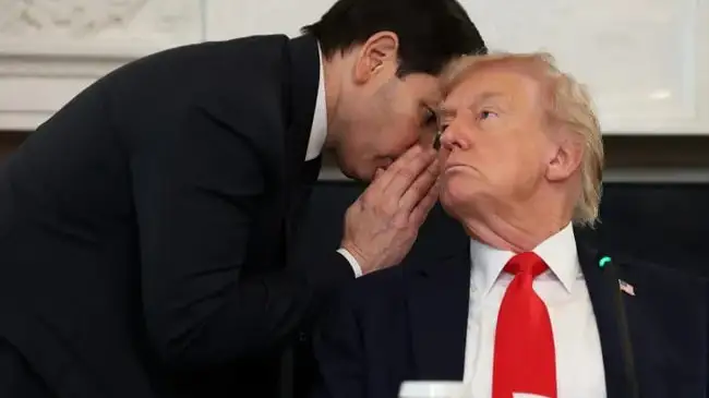 Робио мен Трамп