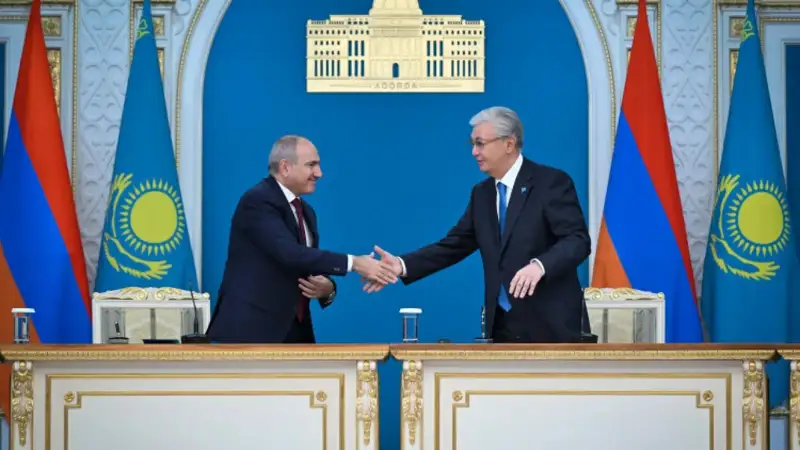 Пашиниян мен Тоқаев