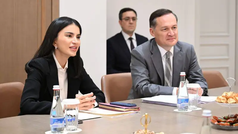 Саида Мирзиёева и Комил Алламжонов