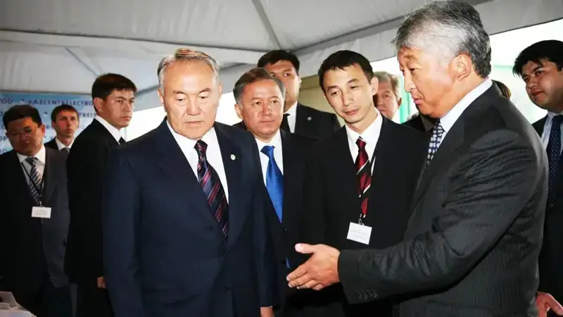 Назарбаев пен Владимир Ким