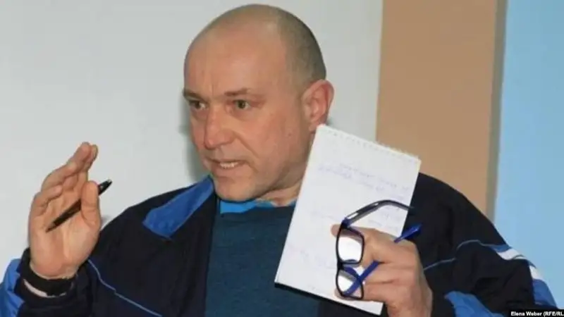 Олег Гусев