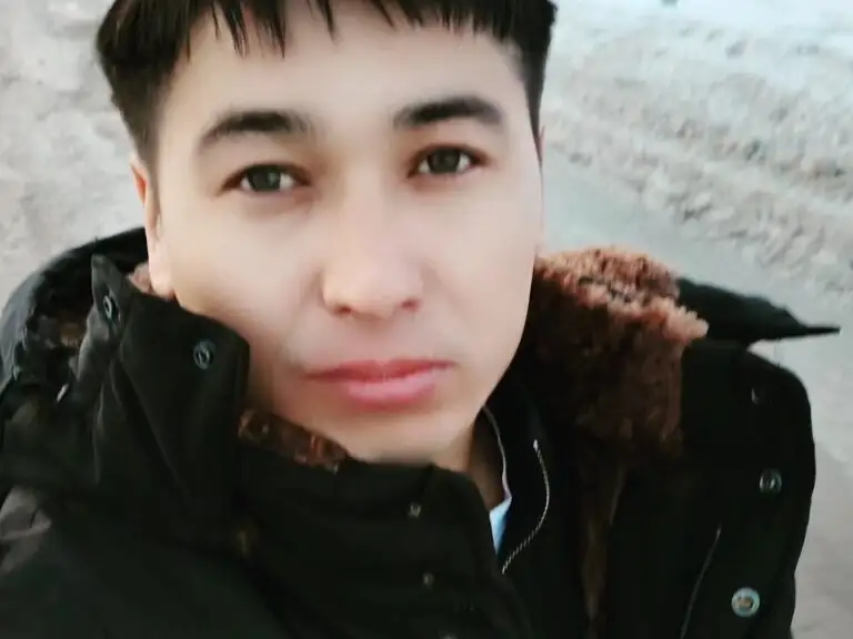 Расул Жуманиязов 