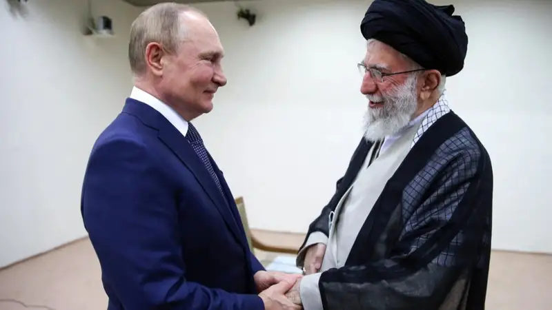 Путин мен Хоменеи