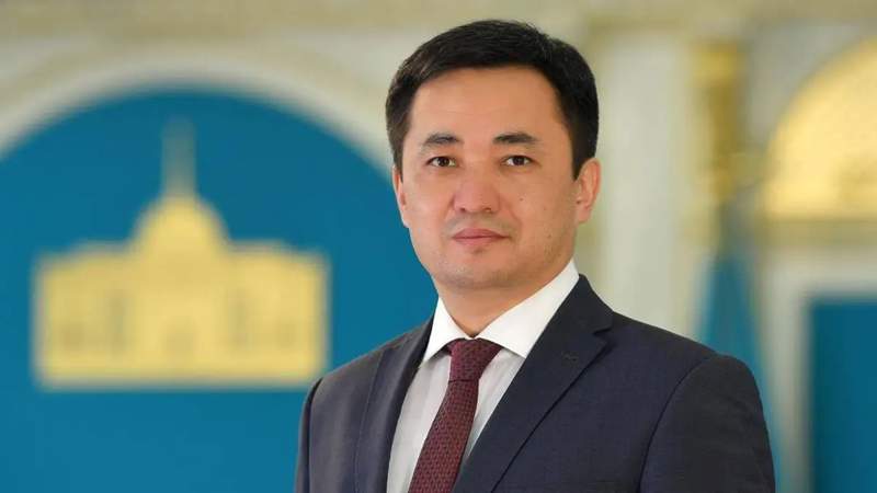 Айбек Дәдебай Айбек Дәдебай