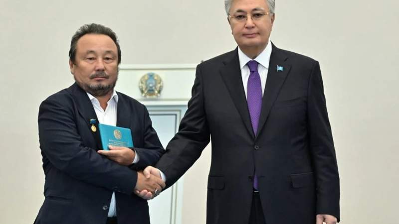 Светқали мен Тоқаев Светқали мен Тоқаев