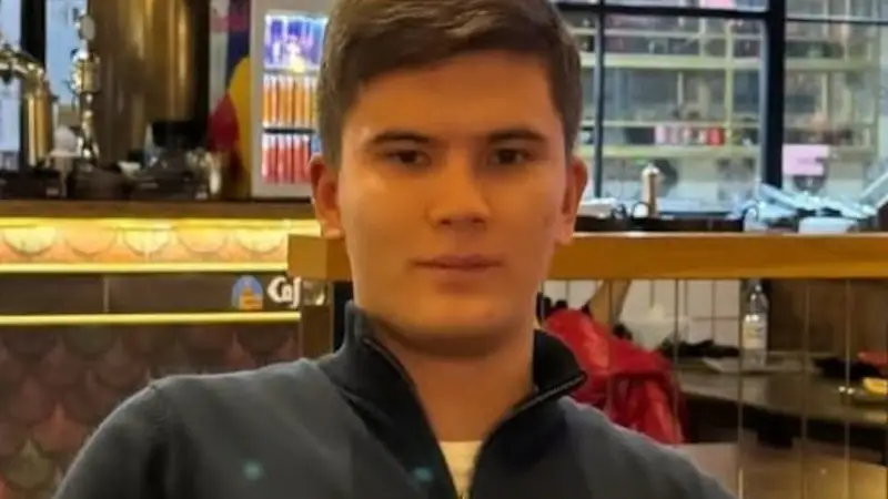  Ернұр Алмахан 