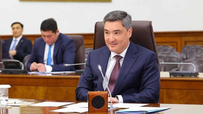 Олжас Бектенов