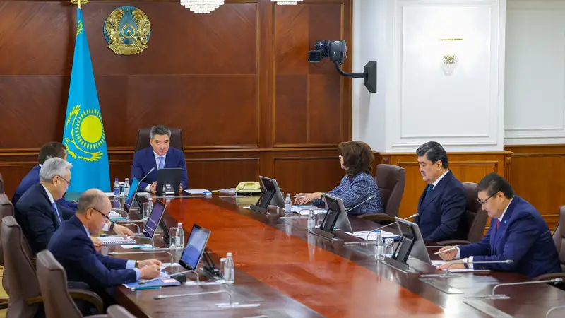 Олжас Бектенов