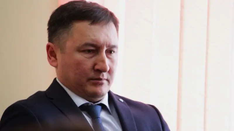 Мадияр Өтешев 