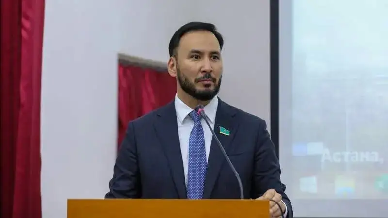 Айбек Қожаназаров
