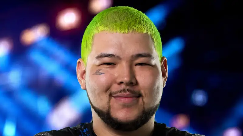 Махмуд Хикматов