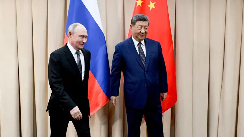 Путин мен Си