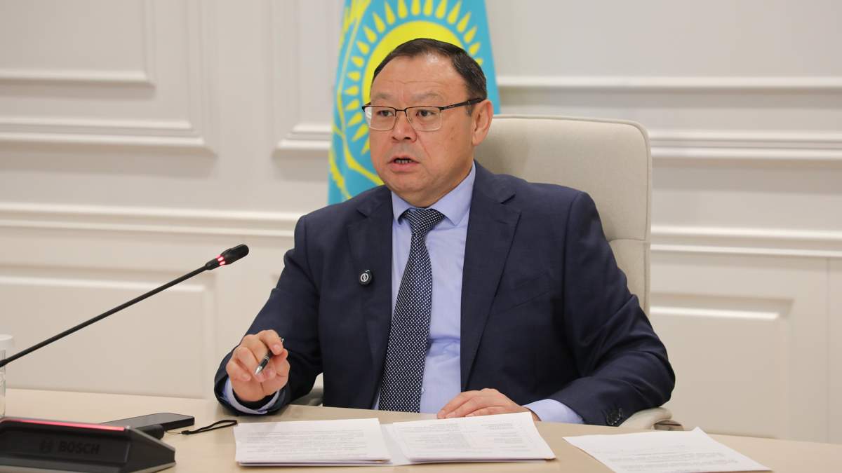 Абзал Нүкенов